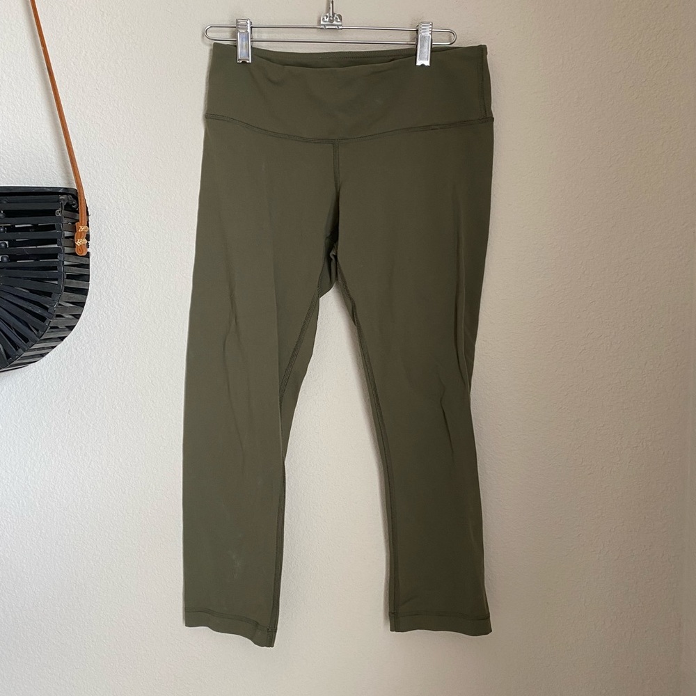 Lululemon Fatigue Green Align Crop Leggings, Size 6